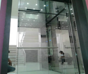Beautiful Hydraulic Lift cabin